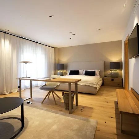 塞维利亚泽尼特酒店 酒店