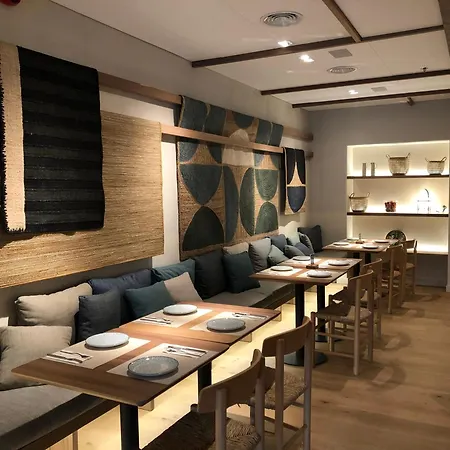 塞维利亚泽尼特酒店 酒店 4*