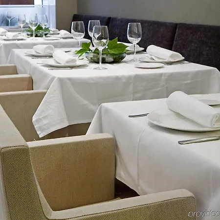 塞维利亚泽尼特酒店 酒店 4*