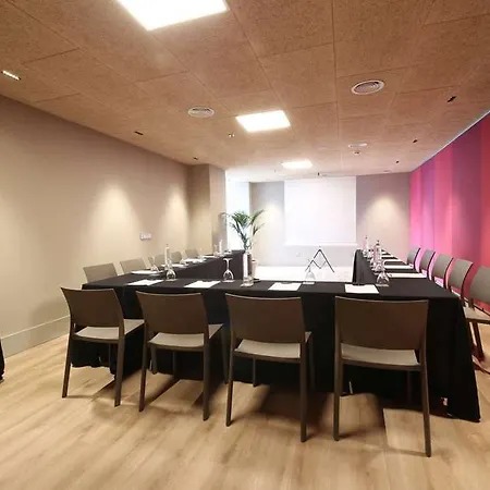 塞维利亚泽尼特酒店 酒店