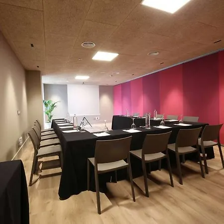 塞维利亚泽尼特酒店 酒店